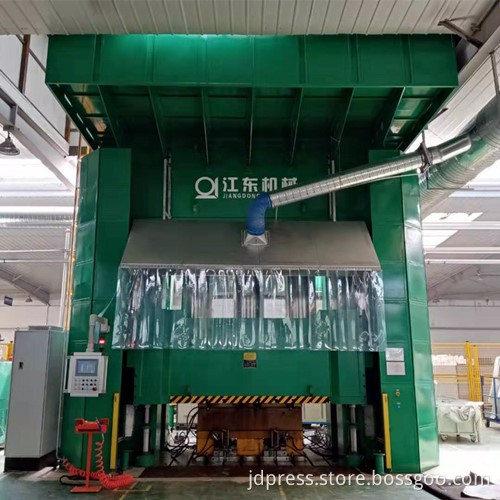 Bulk Molding Compounds Press